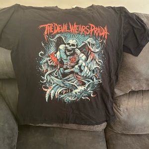 Devil wears Prada t shirt